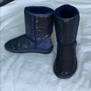 Bearpaw Boots, short style.